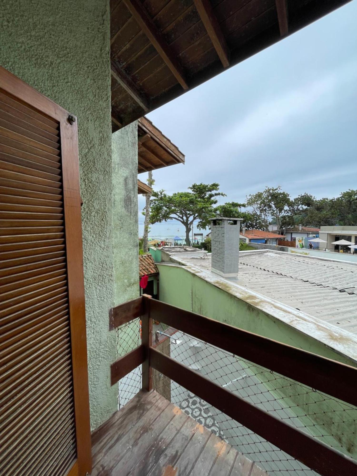 Pe Na Areia Na Praia Das Toninhas - Villagio 24 Porto Feliz Ubatuba Exterior foto